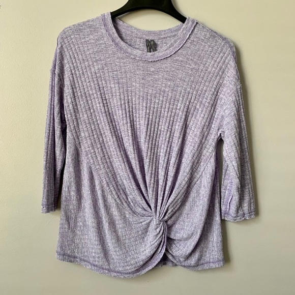 Anthropologie Tops - Anthropologie Lavender Waffle Pattern Top
